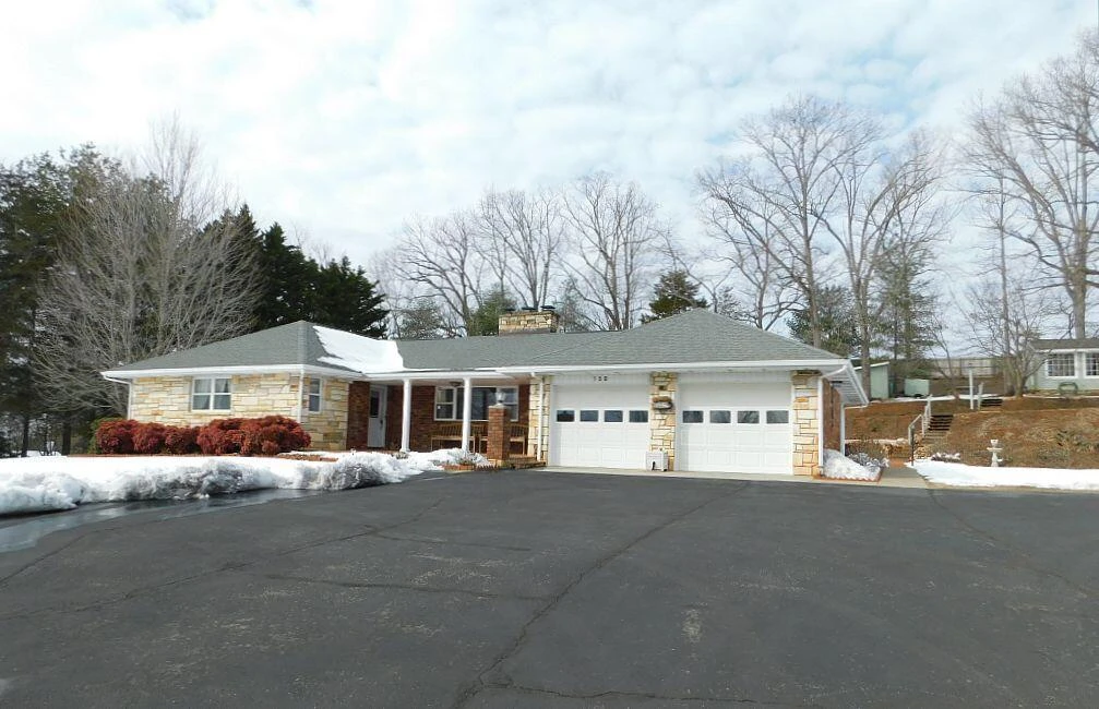 150 Wescott RD - Photo 2