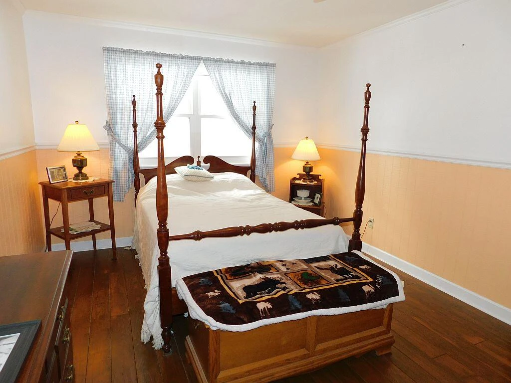 150 Wescott RD - Photo 22