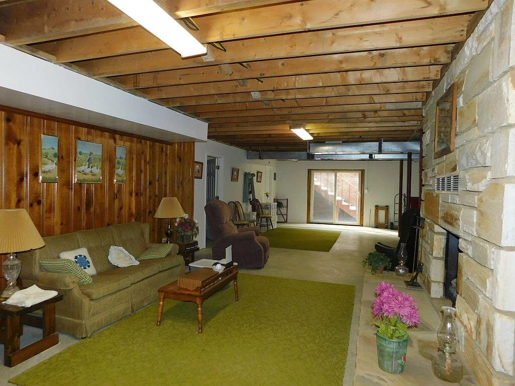 150 Wescott RD - Photo 28