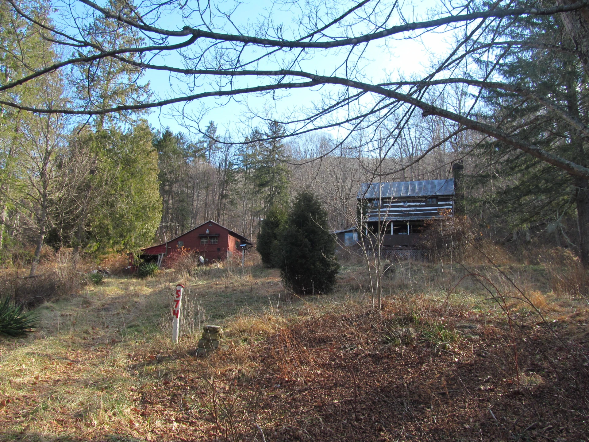 574 Grandview RD - Photo 14