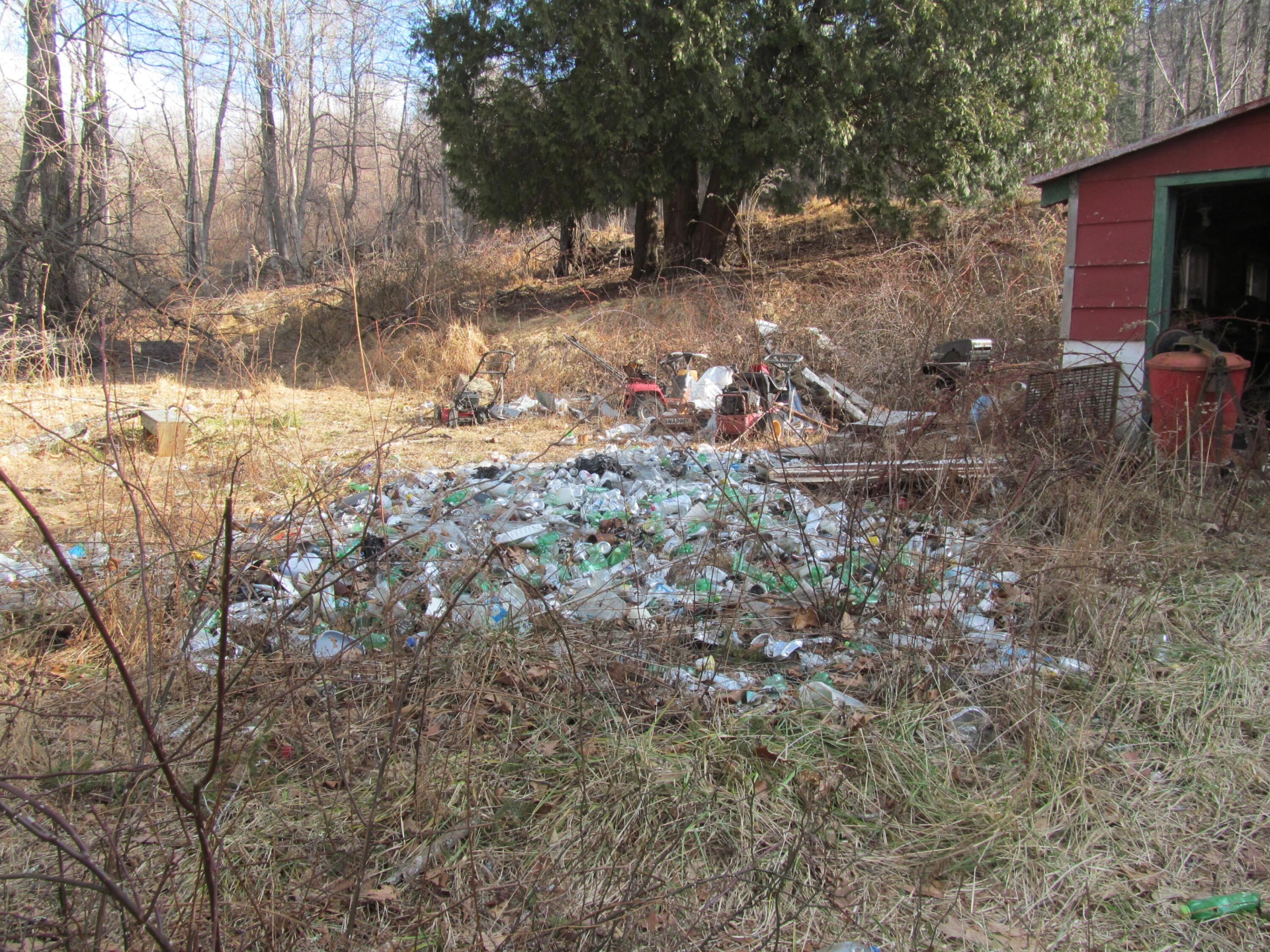 574 Grandview RD - Photo 4