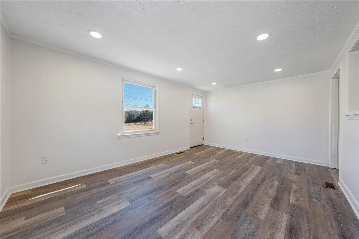 1572 Little Catawba Creek RD - Photo 8
