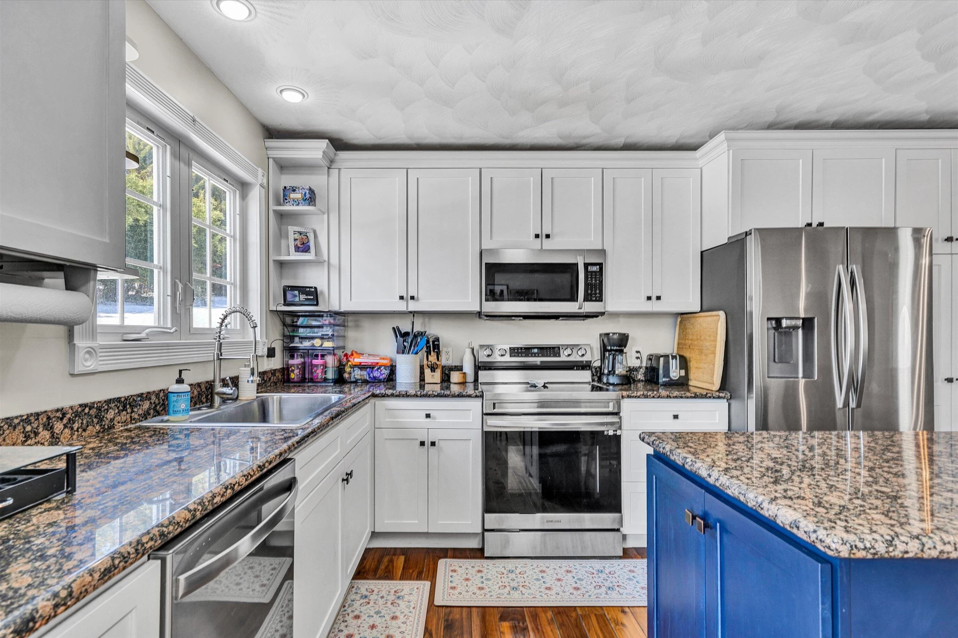 409 Wills RD - Photo 14