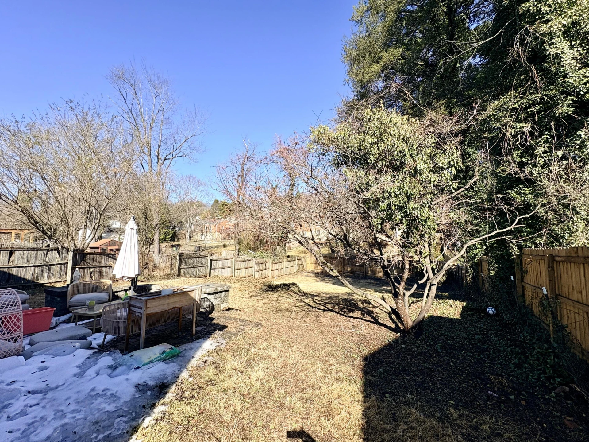 739 Brandon AVE SW - Photo 11