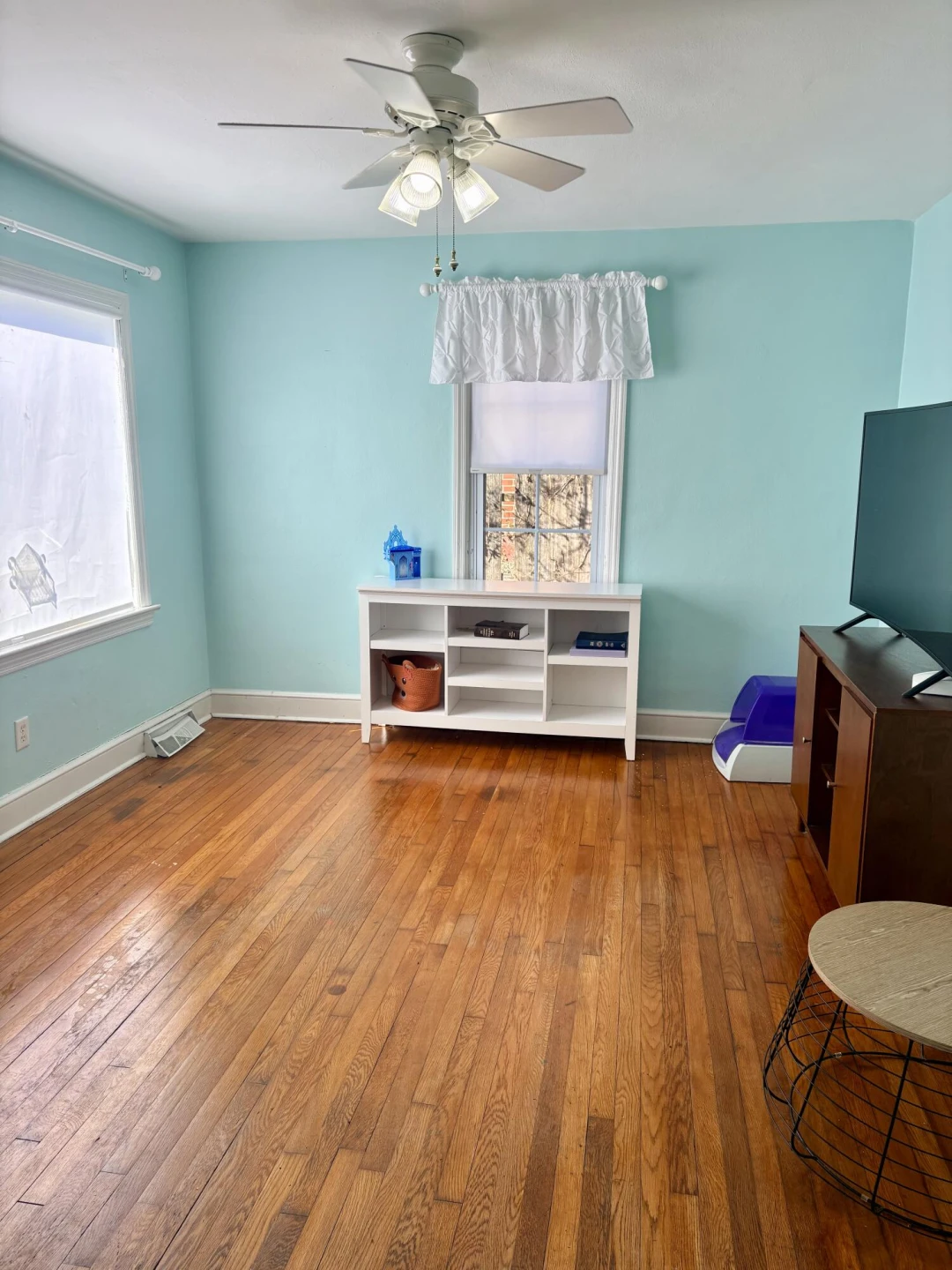 739 Brandon AVE SW - Photo 4