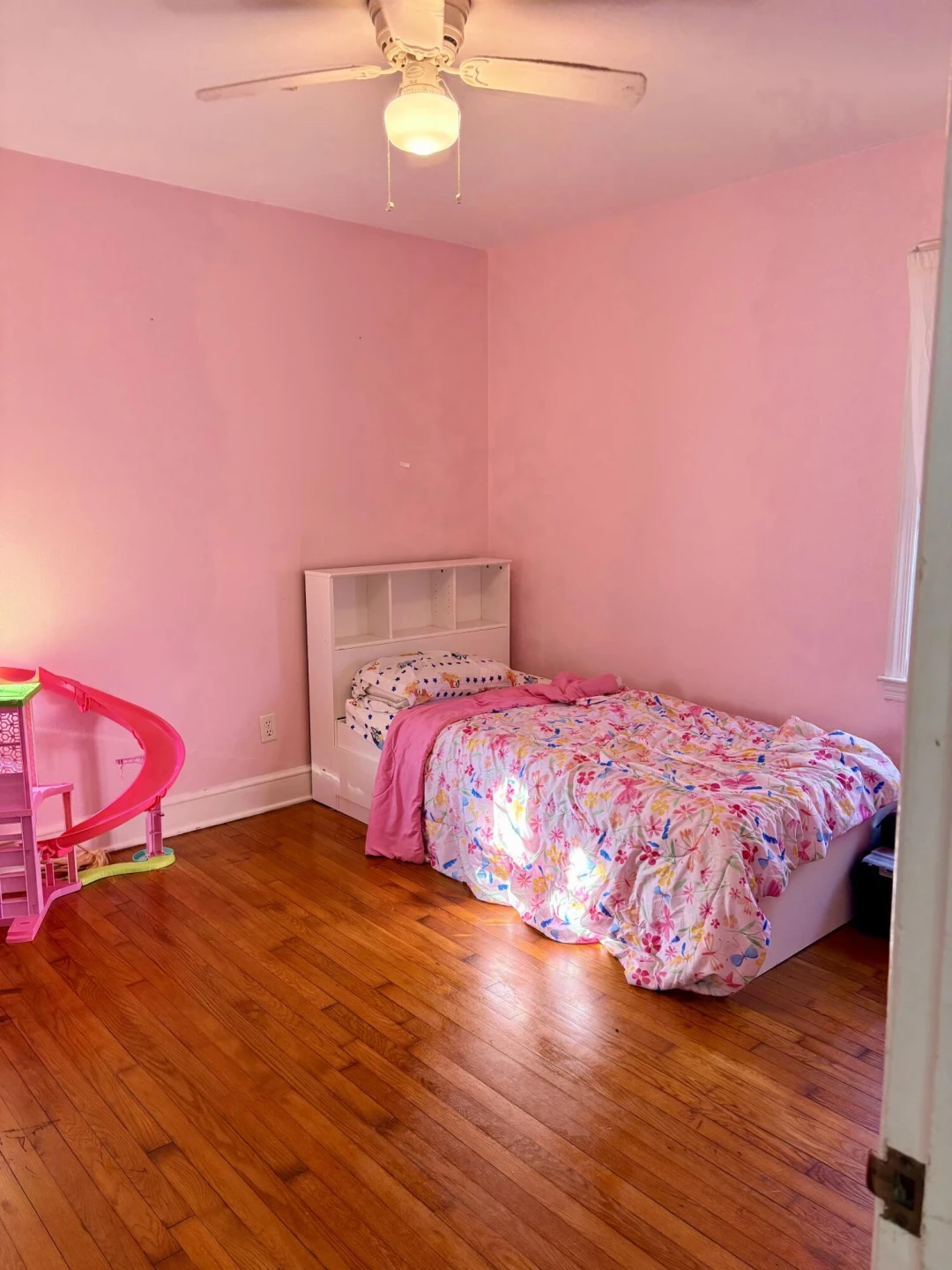 739 Brandon AVE SW - Photo 8