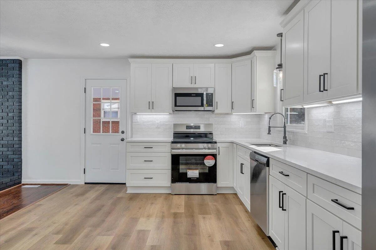 1631 Eanes RD - Photo 13