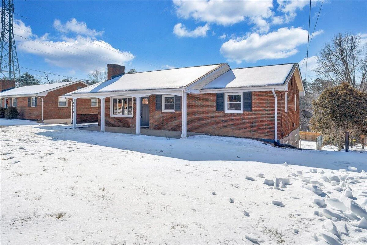 1631 Eanes RD - Photo 4