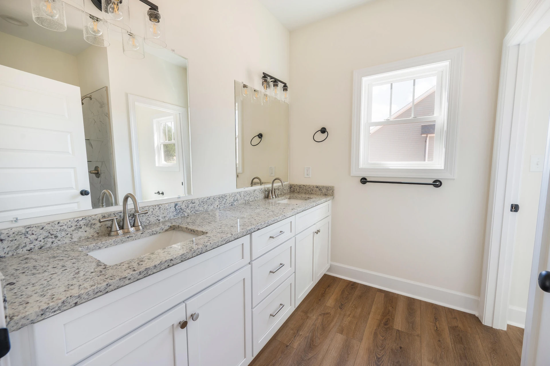 10578 Leesville RD - Photo 22
