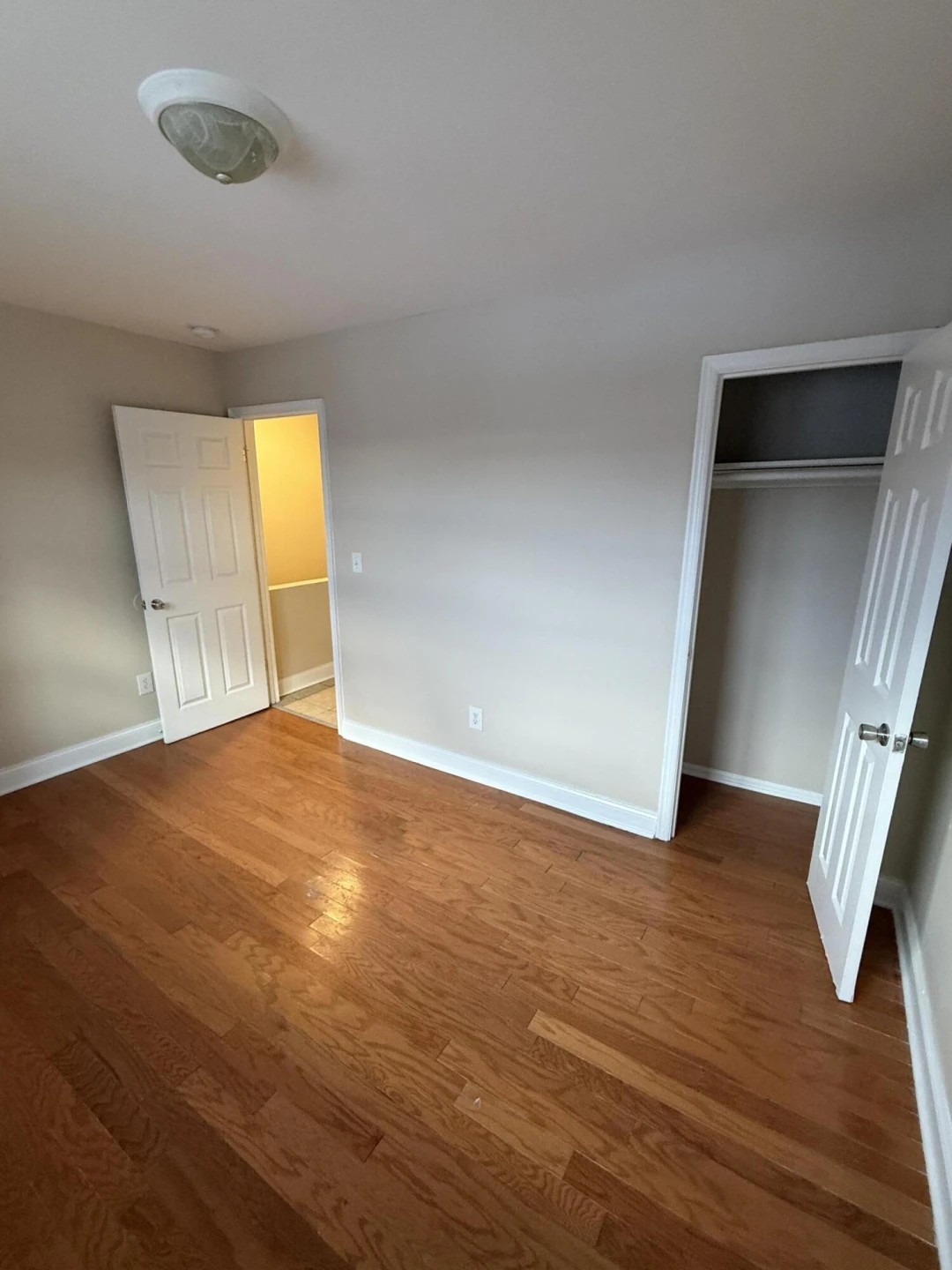 1608 Eastern AVE NE - Photo 10