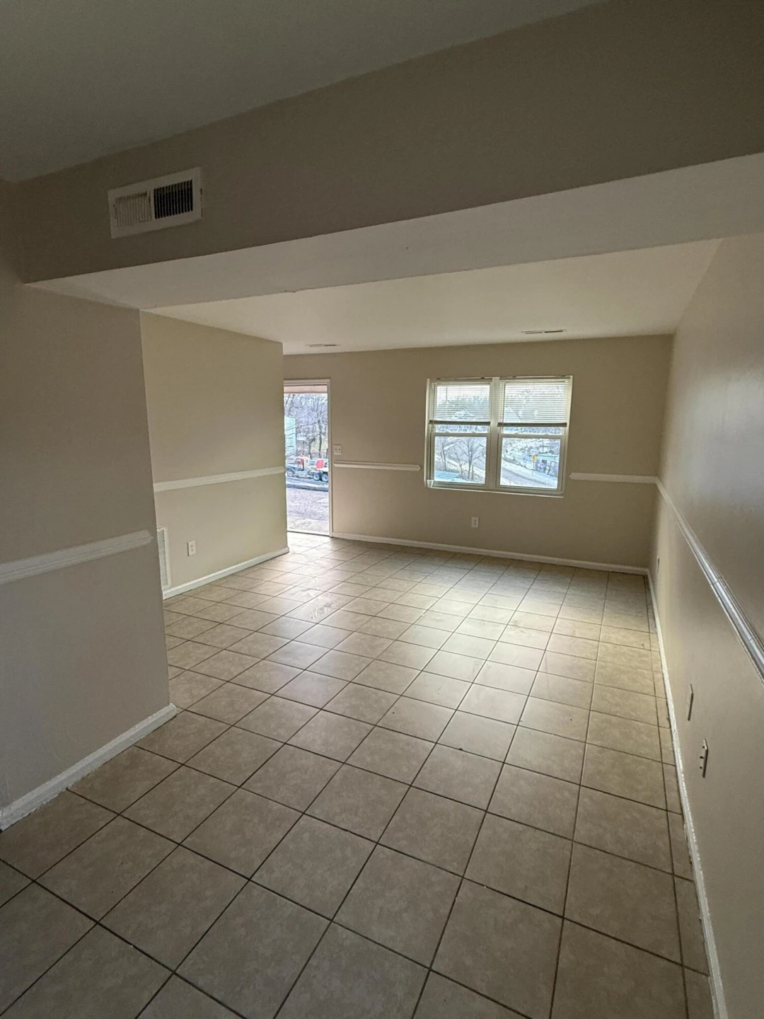 1608 Eastern AVE NE - Photo 17