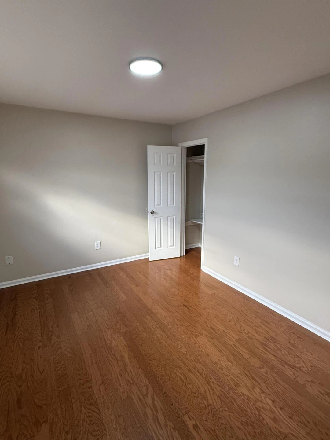 1608 Eastern AVE NE - Photo 22