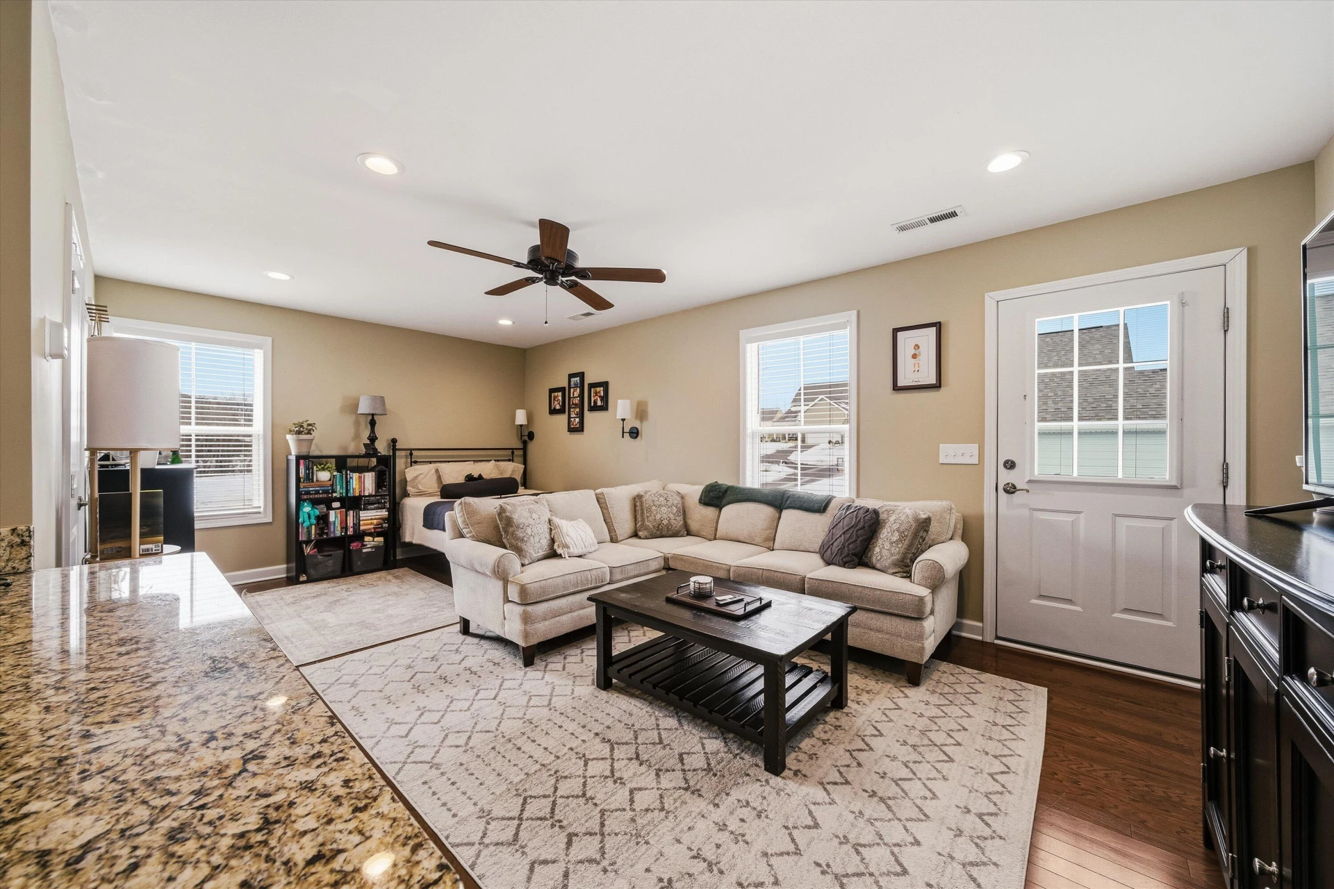 223 River Birch AVE - Photo 38