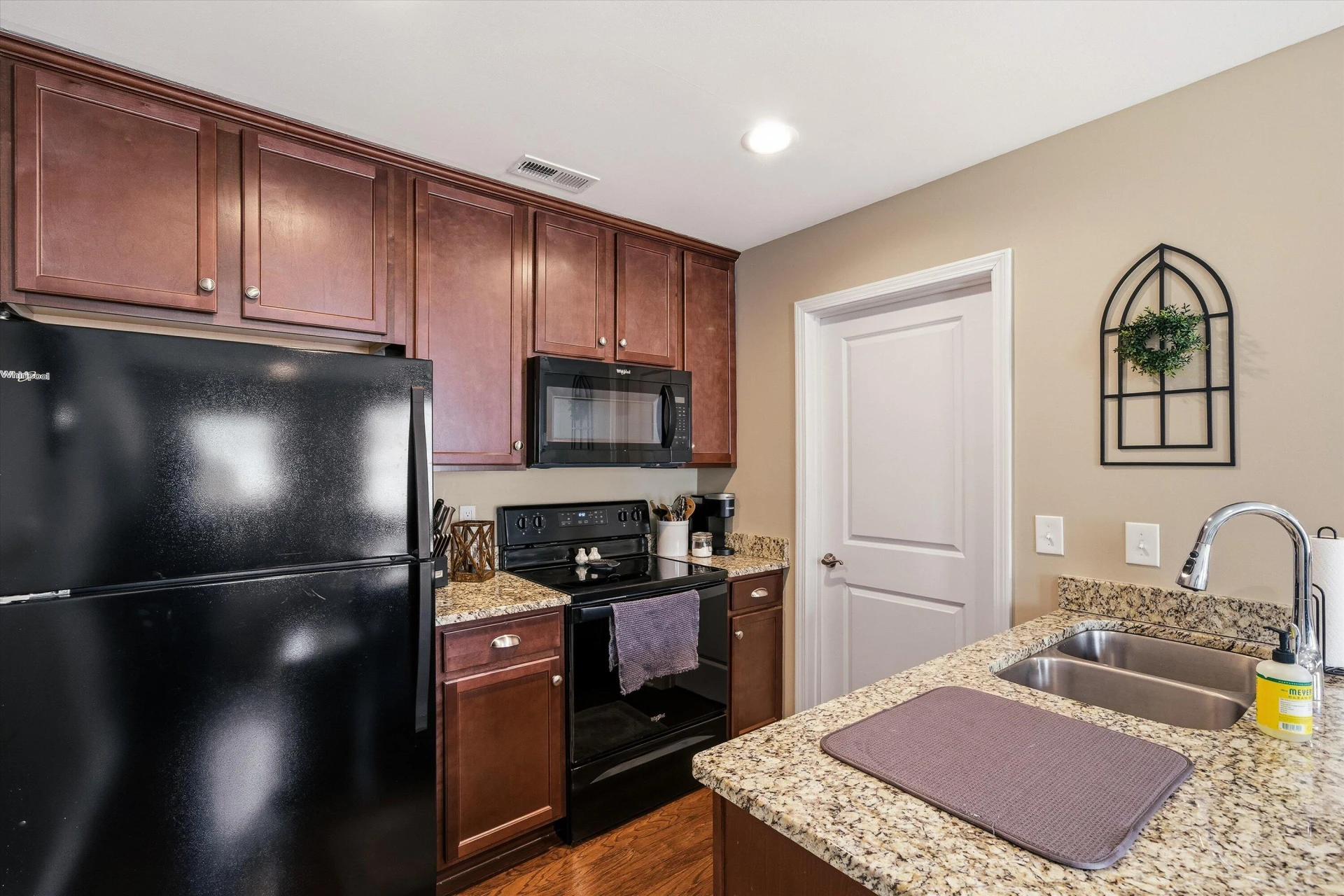 223 River Birch AVE - Photo 44