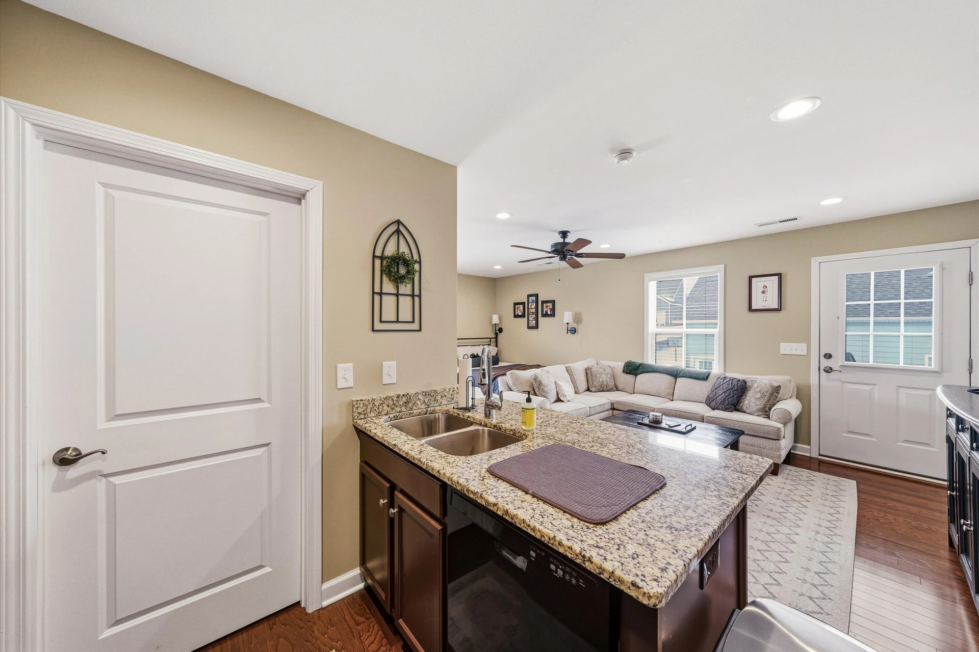 223 River Birch AVE - Photo 45