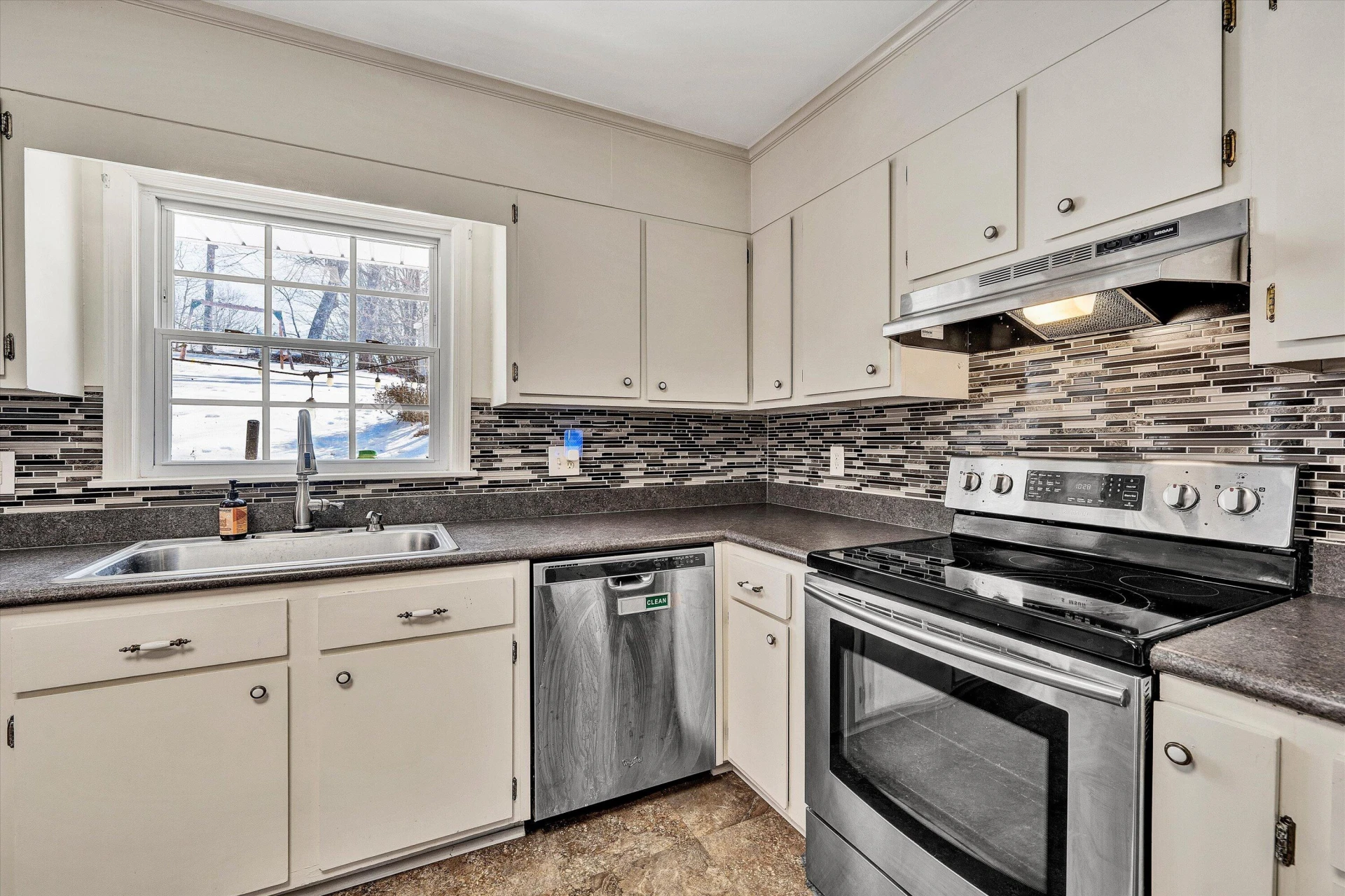 3552 Forester RD SW - Photo 16