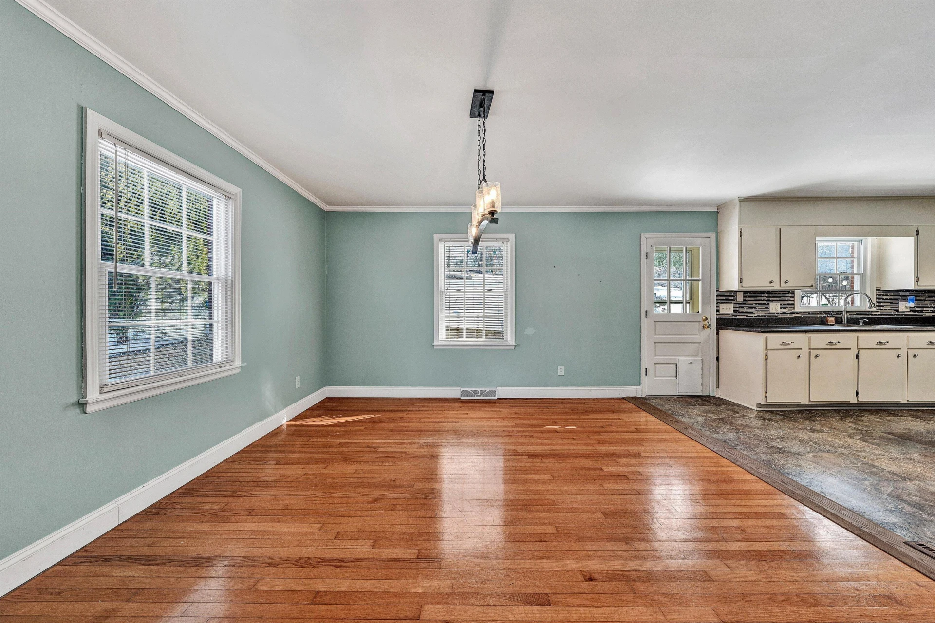 3552 Forester RD SW - Photo 9