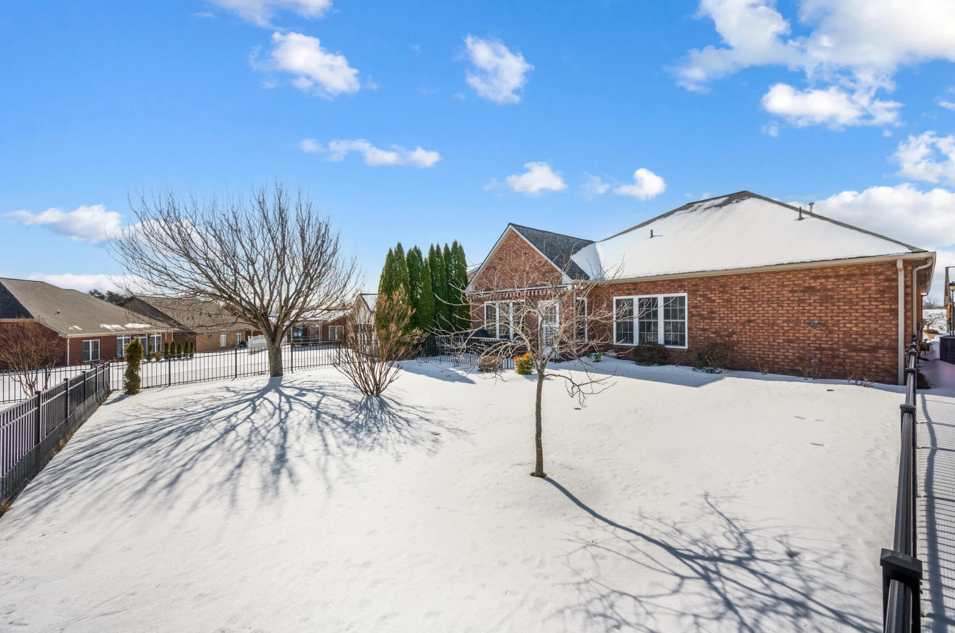 405 Deer Run CIR - Photo 37