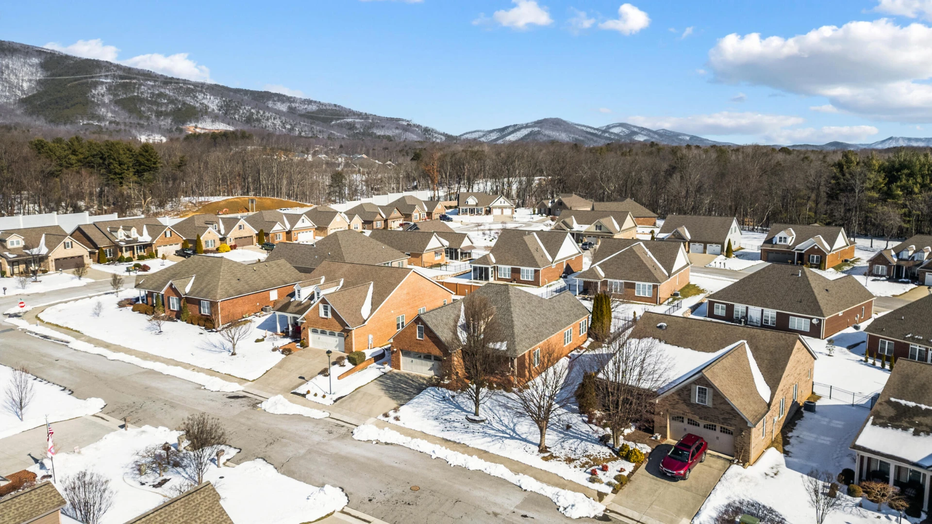 405 Deer Run CIR - Photo 41