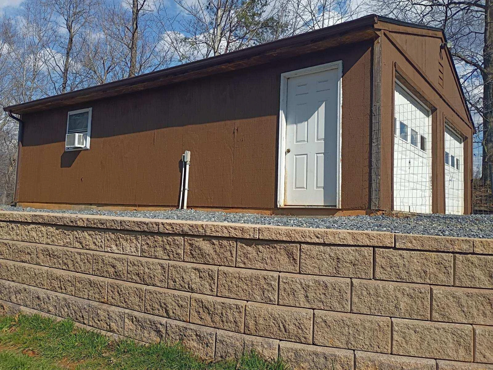2579 Quarles RD - Photo 13