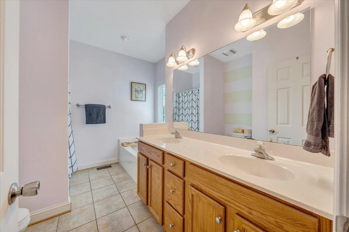 2525 Fountain LN - Photo 23