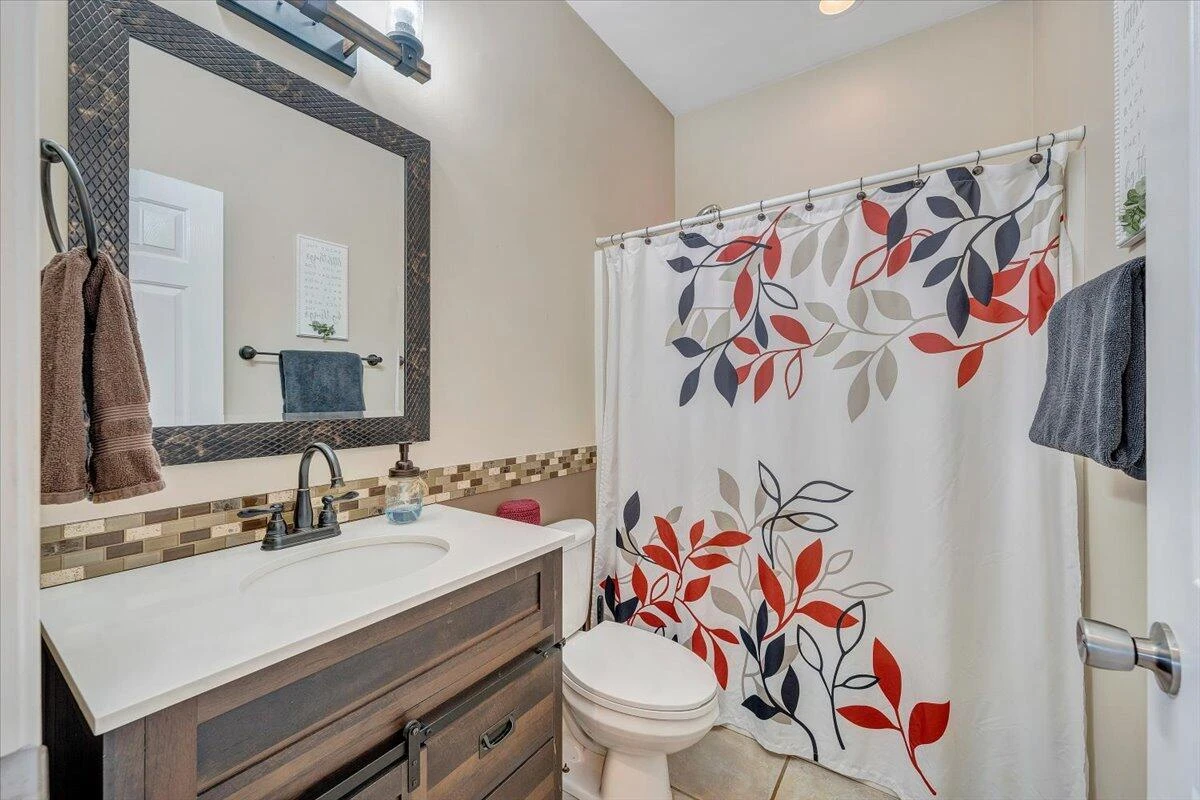 2525 Fountain LN - Photo 31