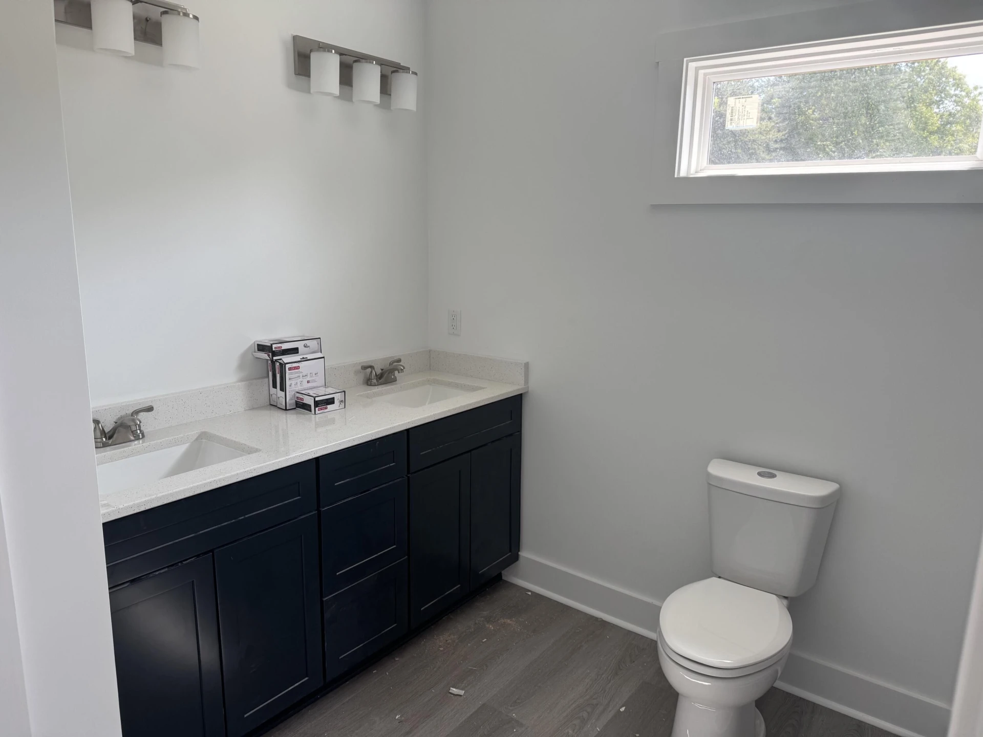 6496 Scruggs RD - Photo 14