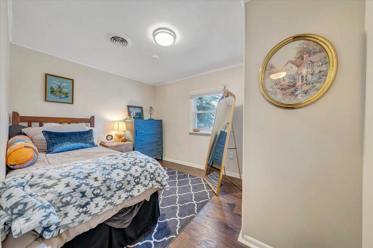 29 Corbett ST - Photo 10