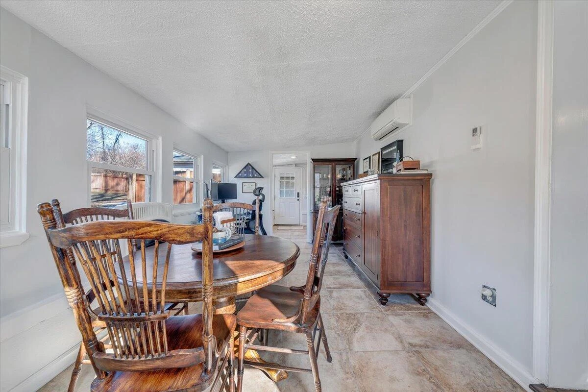29 Corbett ST - Photo 19