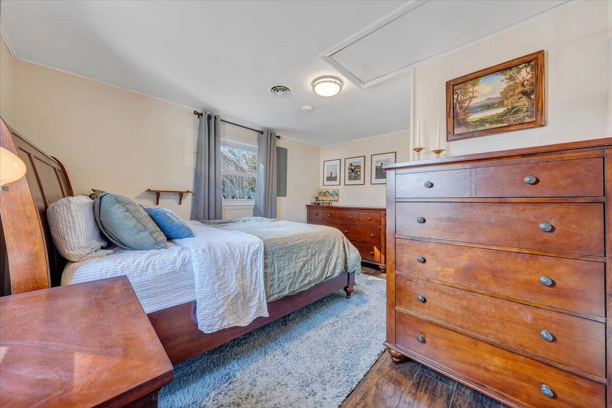29 Corbett ST - Photo 24