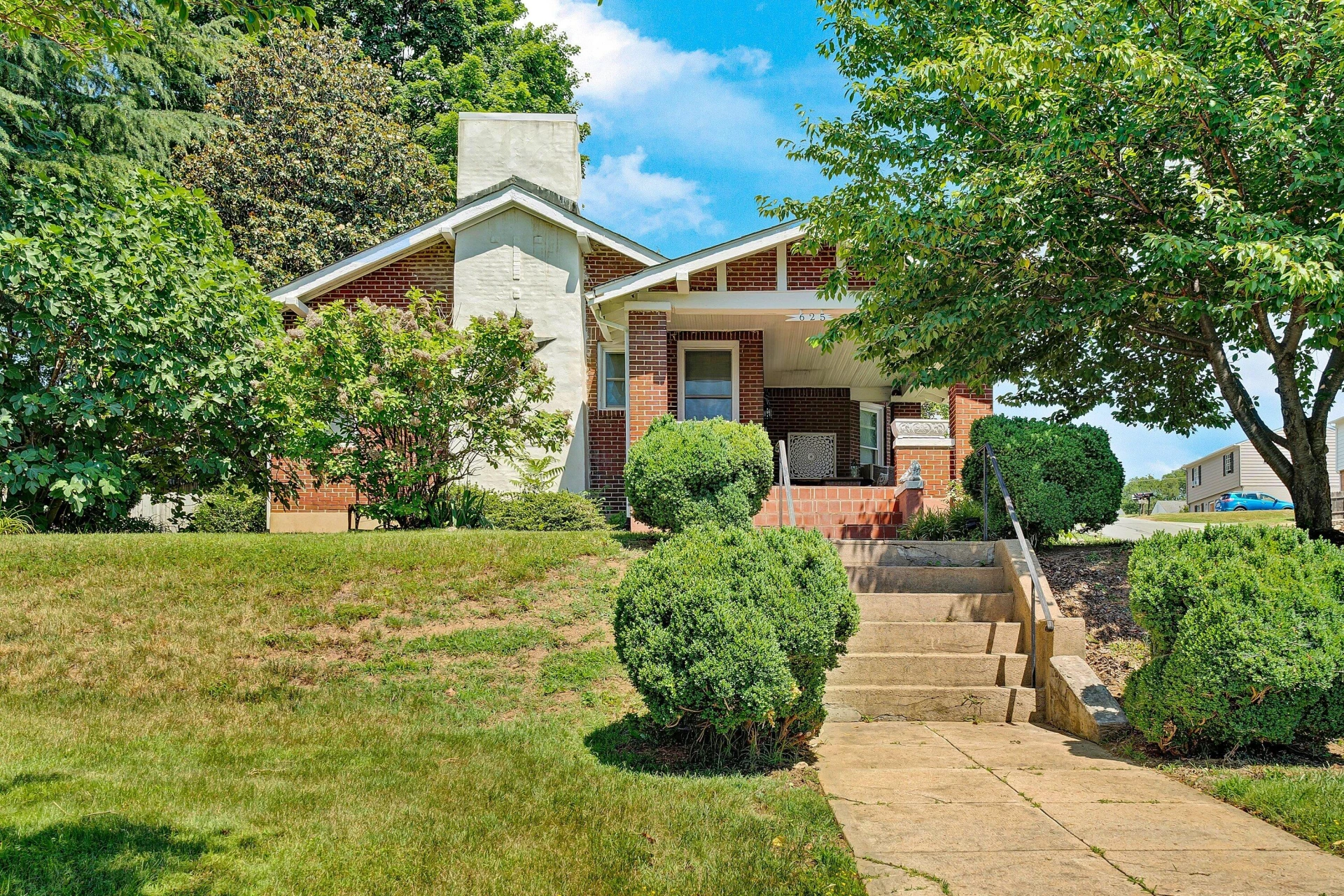 625 Vinton Mill CT NE - Photo 2