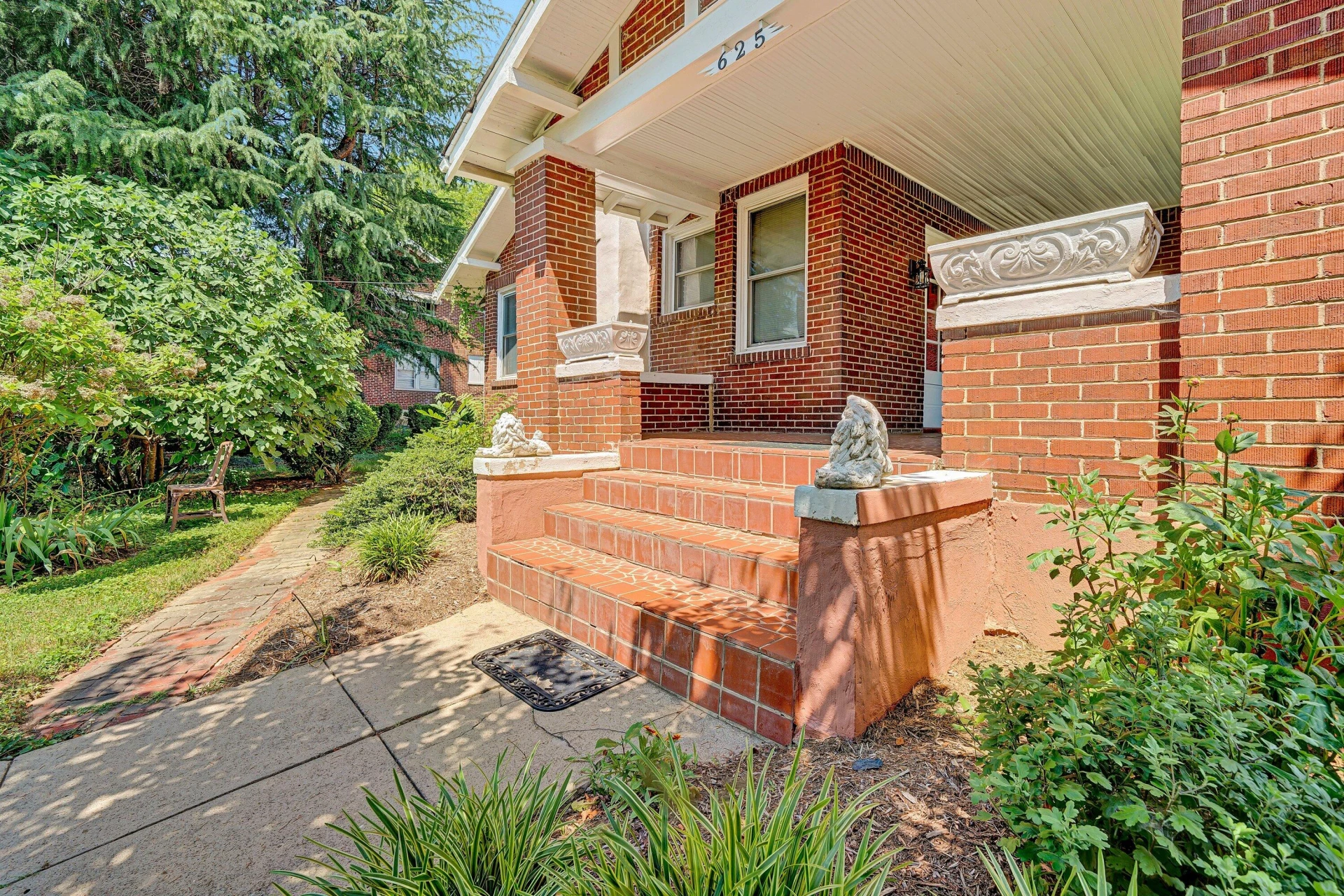 625 Vinton Mill CT NE - Photo 4