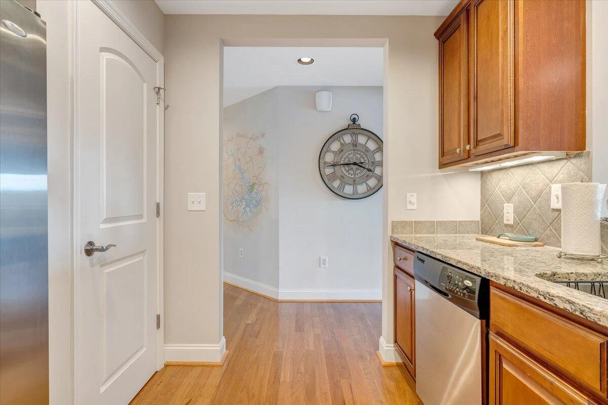 100 BRIDGEWATER POINTE PL #502 - Photo 19