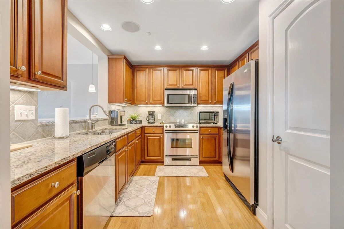 100 BRIDGEWATER POINTE PL #502 - Photo 20