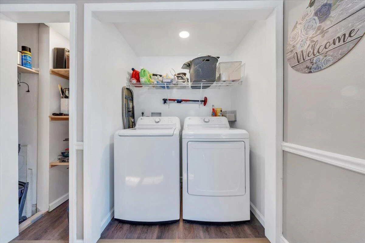 1720 Millbrook ST - Photo 14