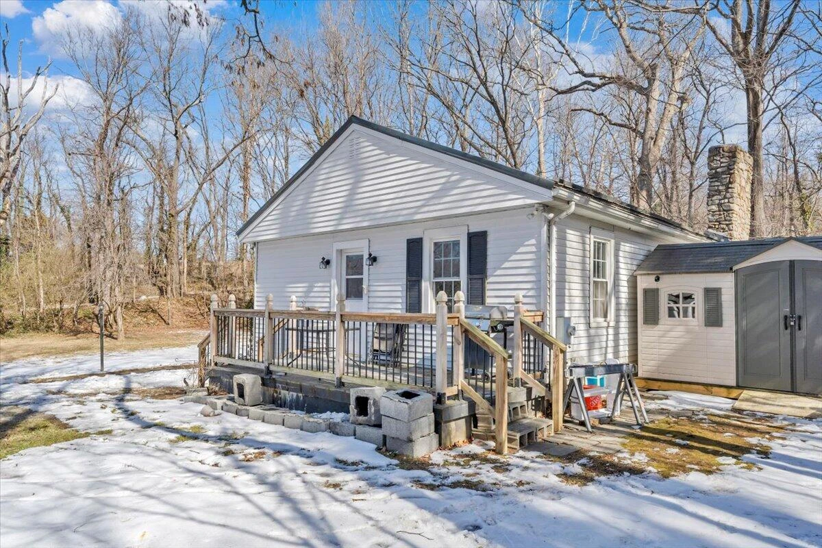 1720 Millbrook ST - Photo 35