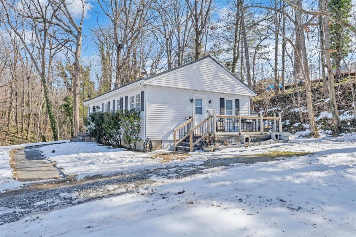 1720 Millbrook ST - Photo 41