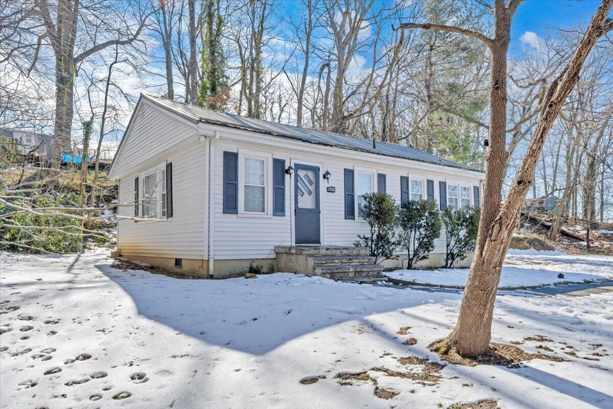 1720 Millbrook ST - Photo 43