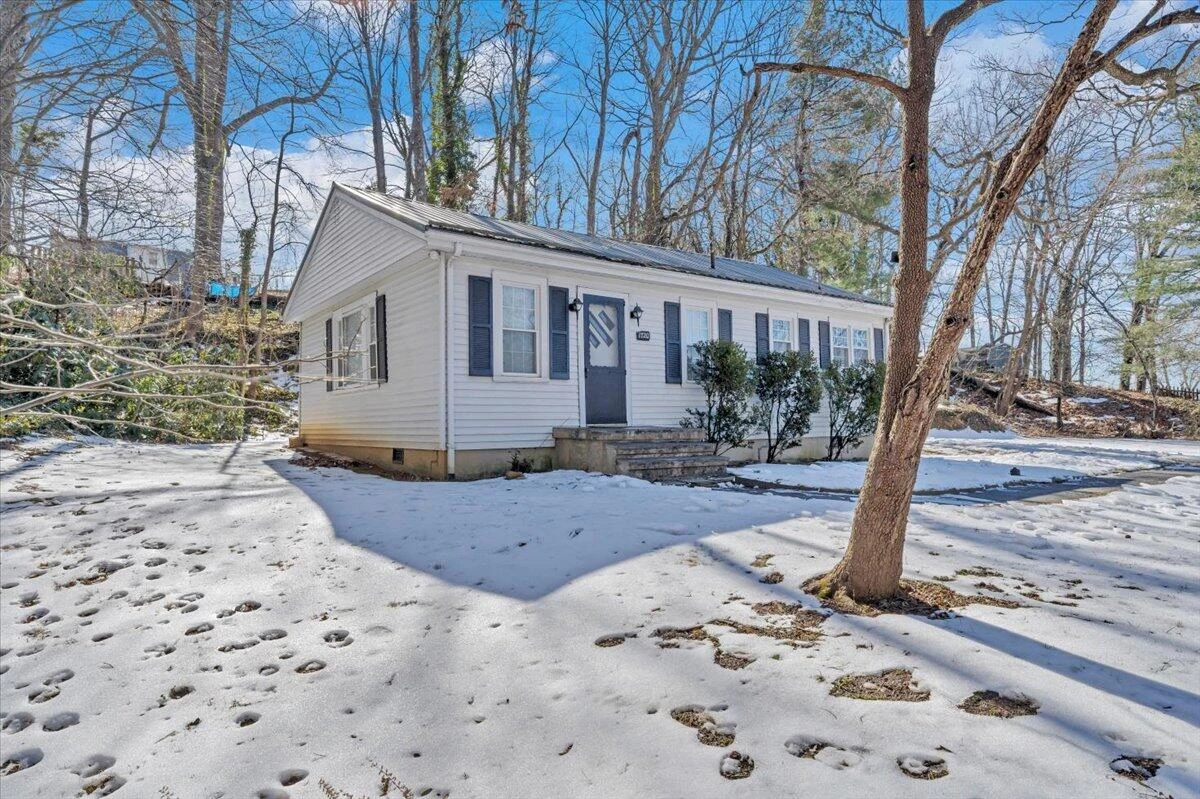 1720 Millbrook ST - Photo 44