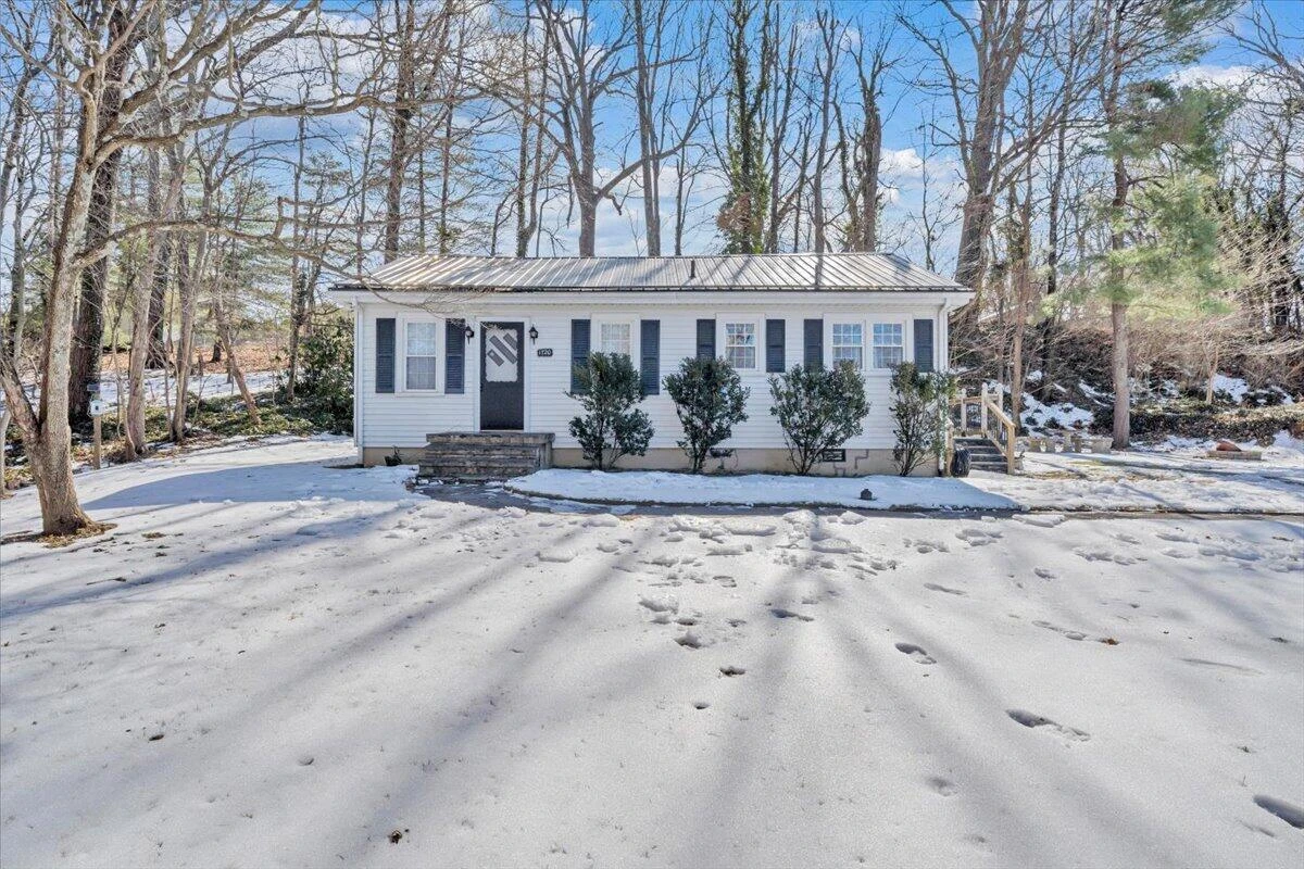 1720 Millbrook ST - Photo 46