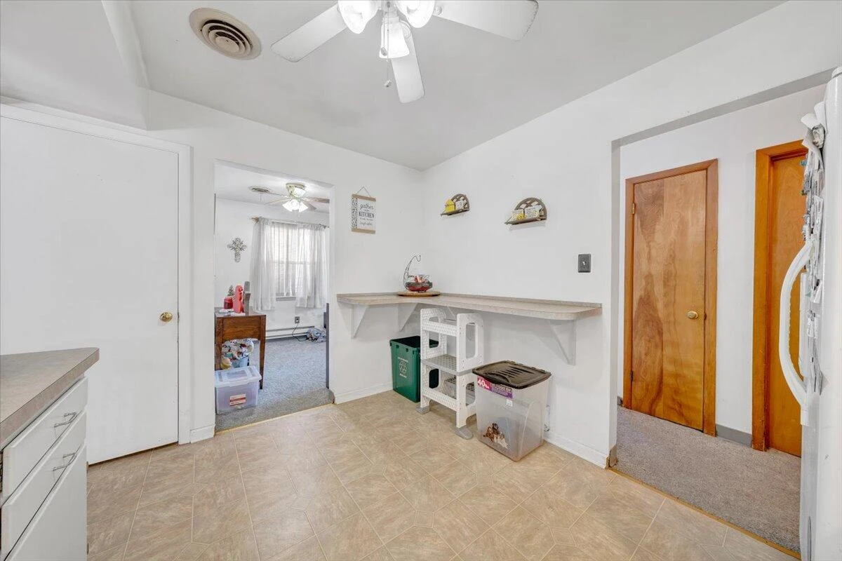 1019 Rosemary AVE SE - Photo 13