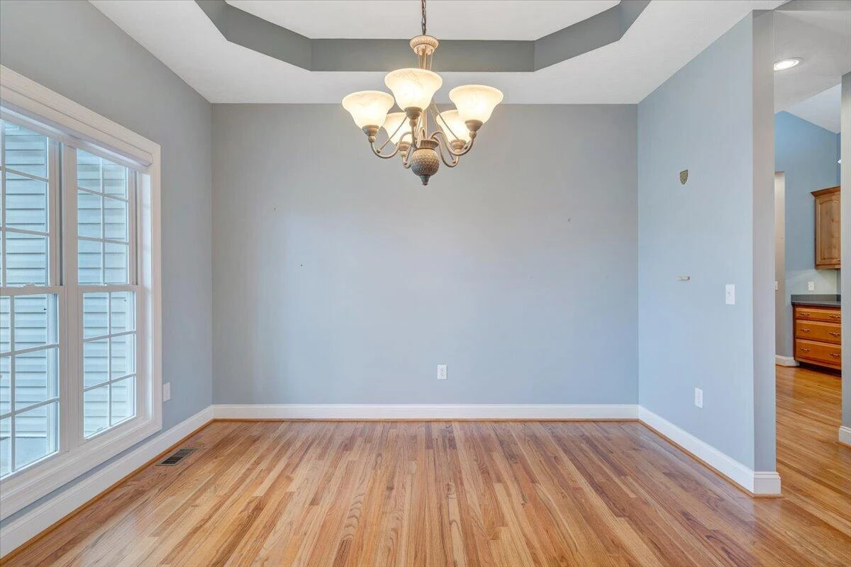 275 Chestnut Creek DR - Photo 10