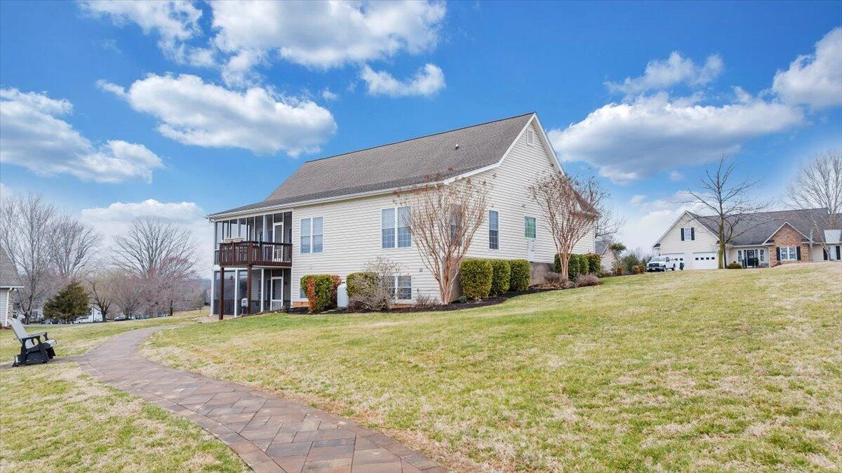 275 Chestnut Creek DR - Photo 106