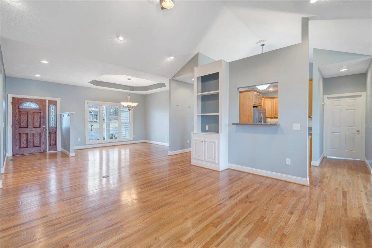 275 Chestnut Creek DR - Photo 13