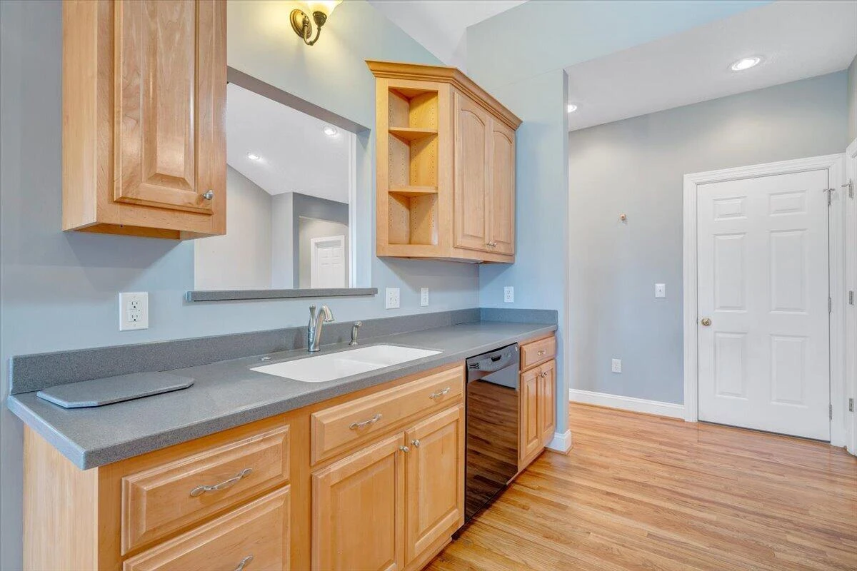 275 Chestnut Creek DR - Photo 22