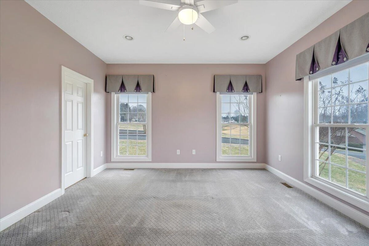 275 Chestnut Creek DR - Photo 29