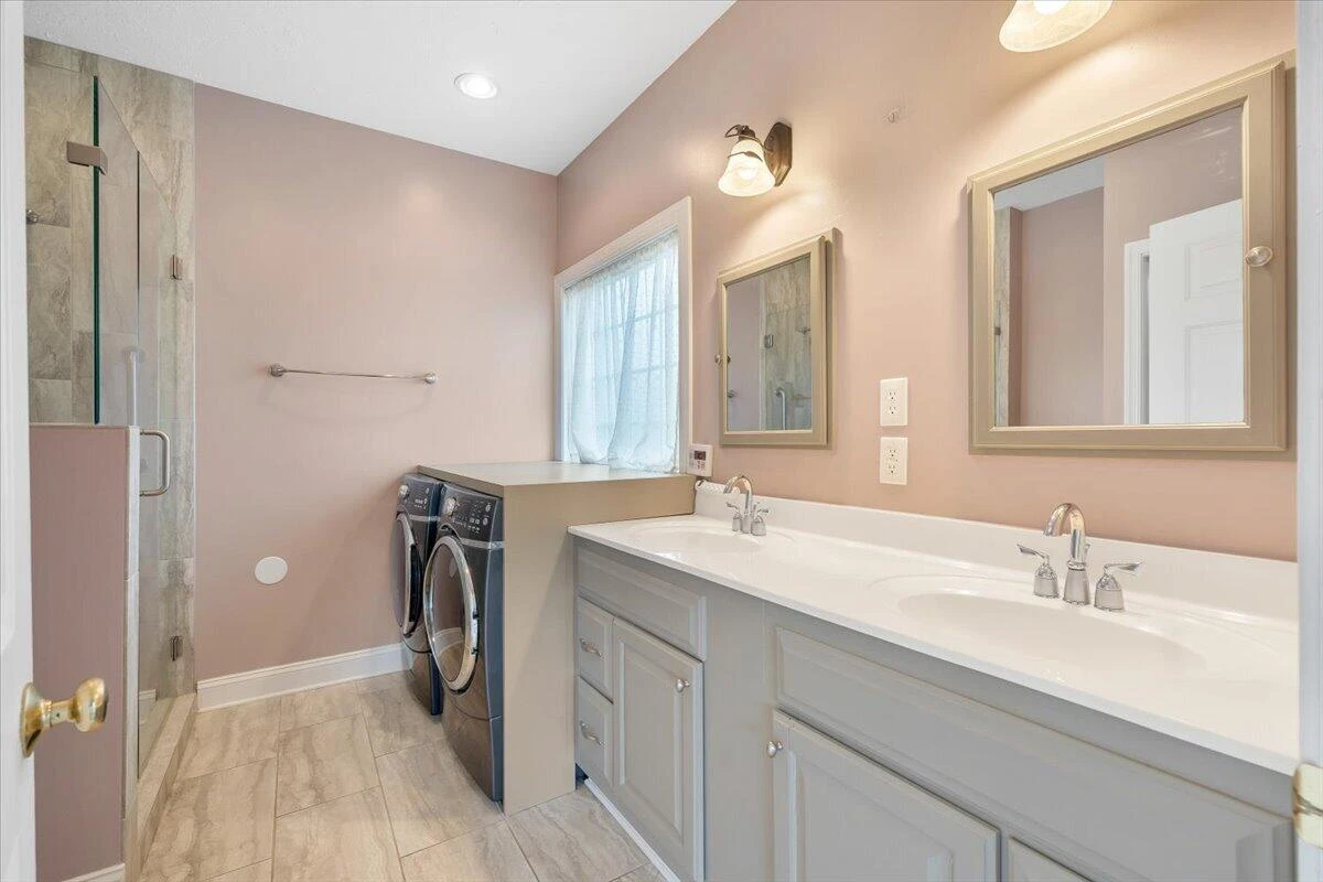 275 Chestnut Creek DR - Photo 32