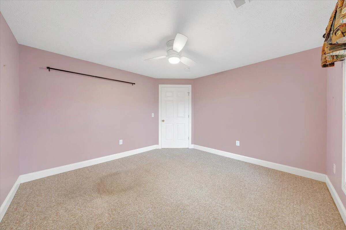 275 Chestnut Creek DR - Photo 55