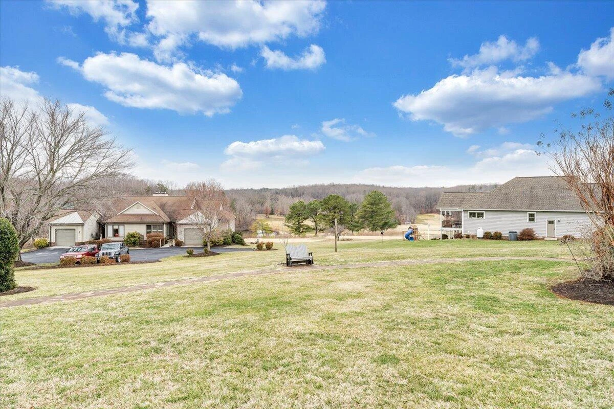 275 Chestnut Creek DR - Photo 75