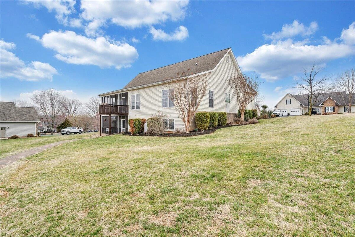 275 Chestnut Creek DR - Photo 78